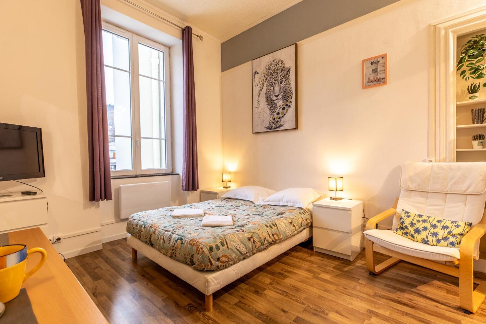 Du Parc Calme Apartment *